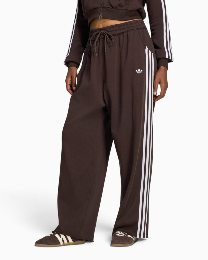 adidas Originals Badigirl Graphic Loose Sweat Pants Kadın Pantolon