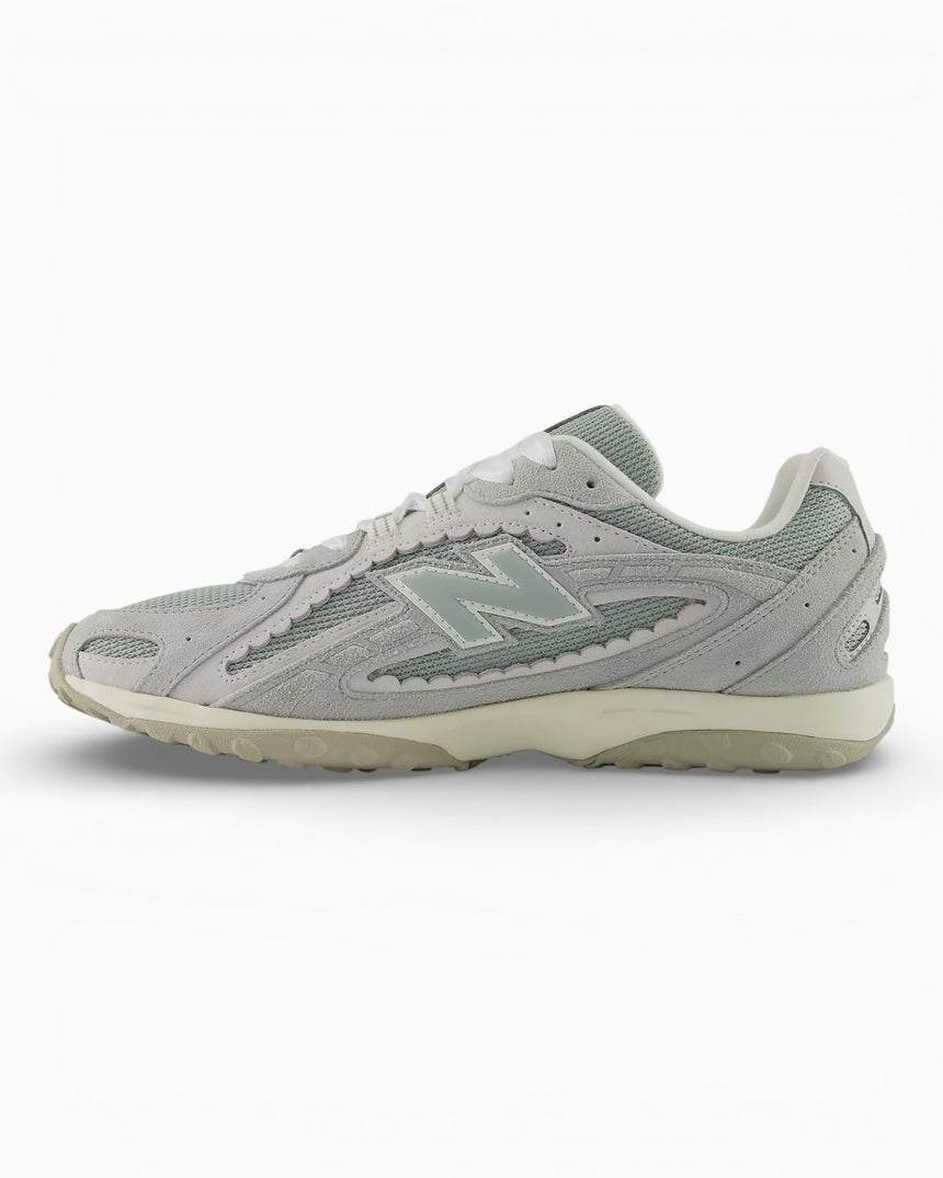 New Balance 204L Kadın Sneaker