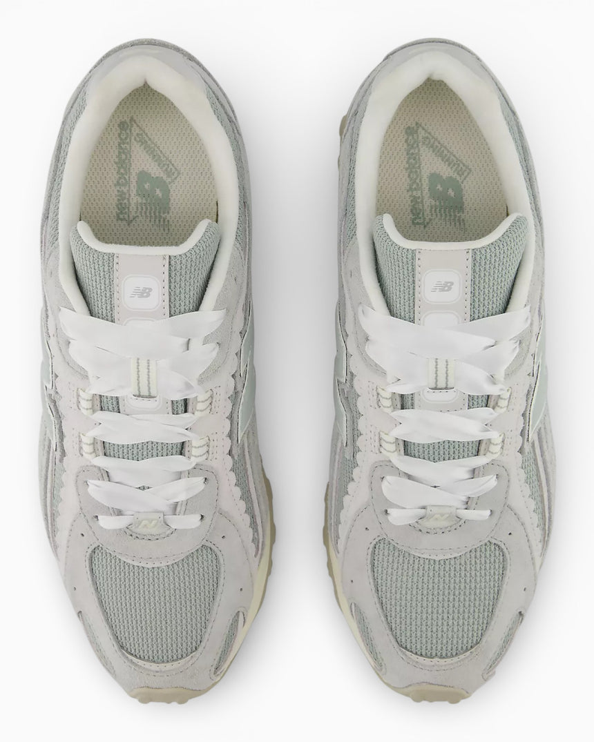 New Balance 204L Kadın Sneaker