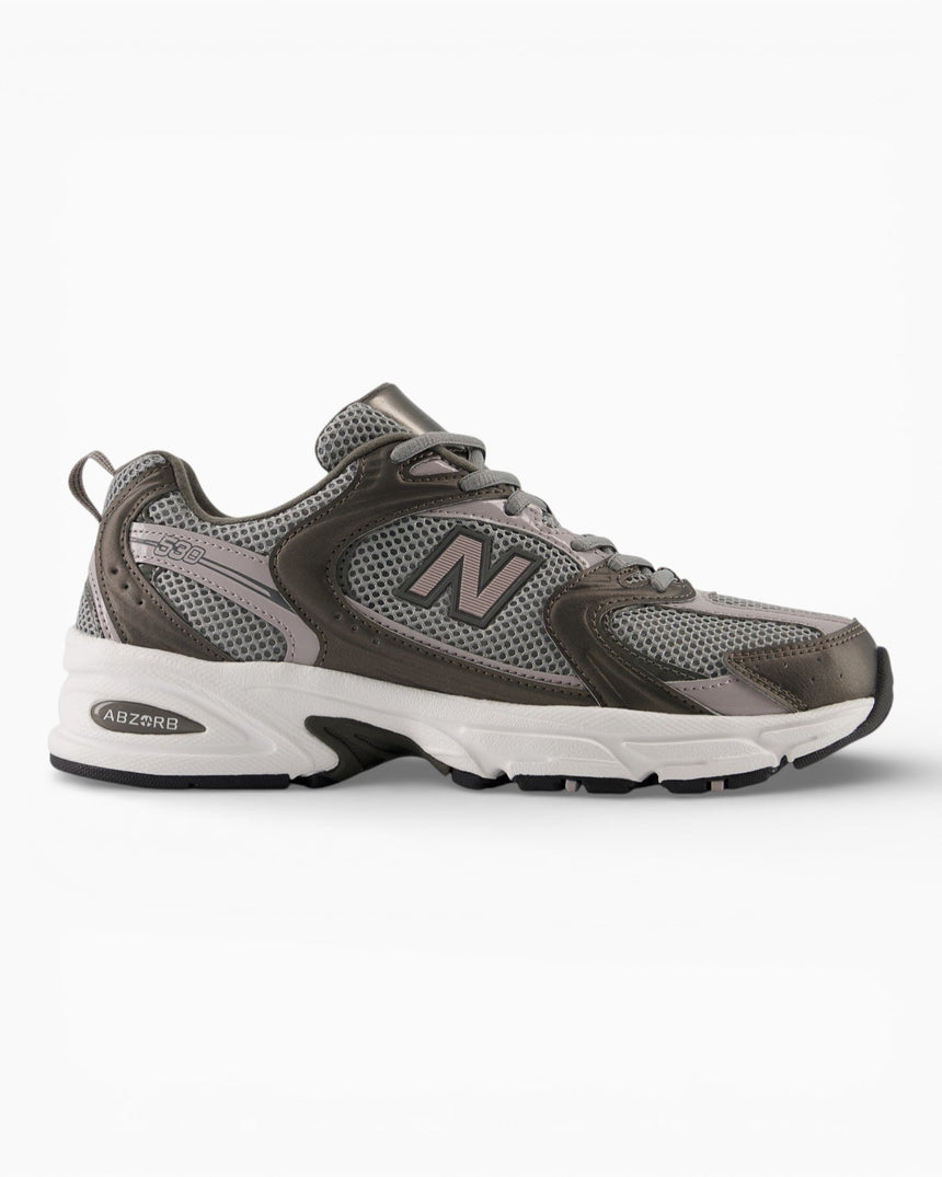 New Balance 530 Kadın Sneaker Black Metallic/Truffle Salt