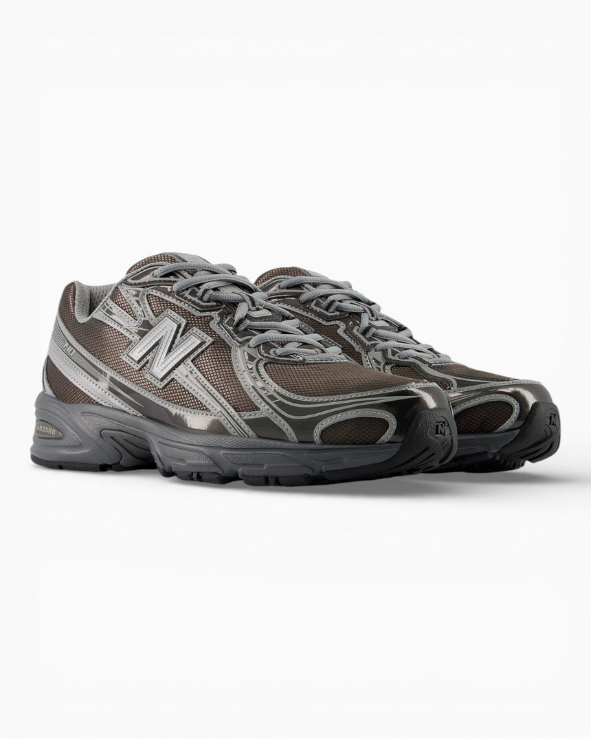 New Balance 740 Sneaker