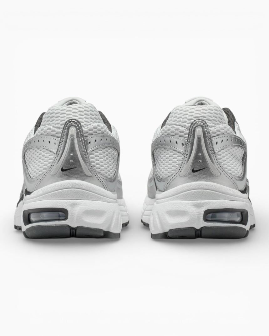 Nike Air Max Moto 2K Erkek Sneaker