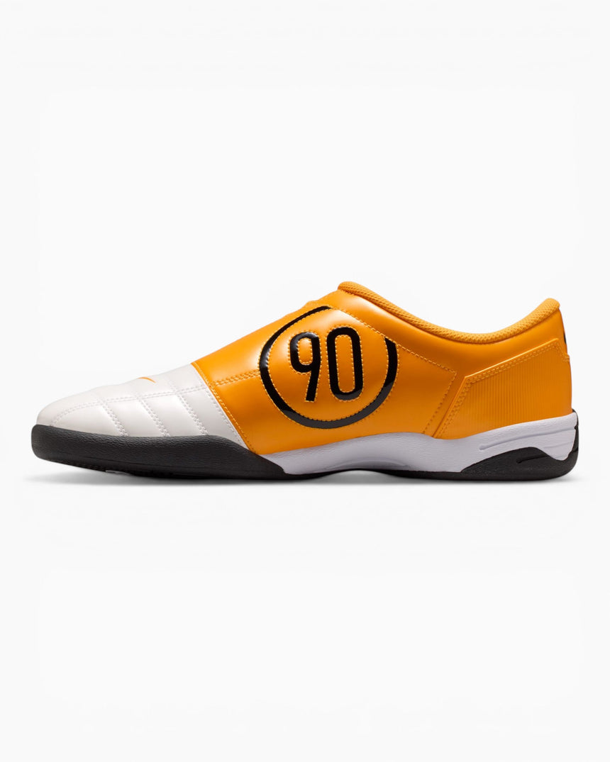 Nike Total 90 Sneaker