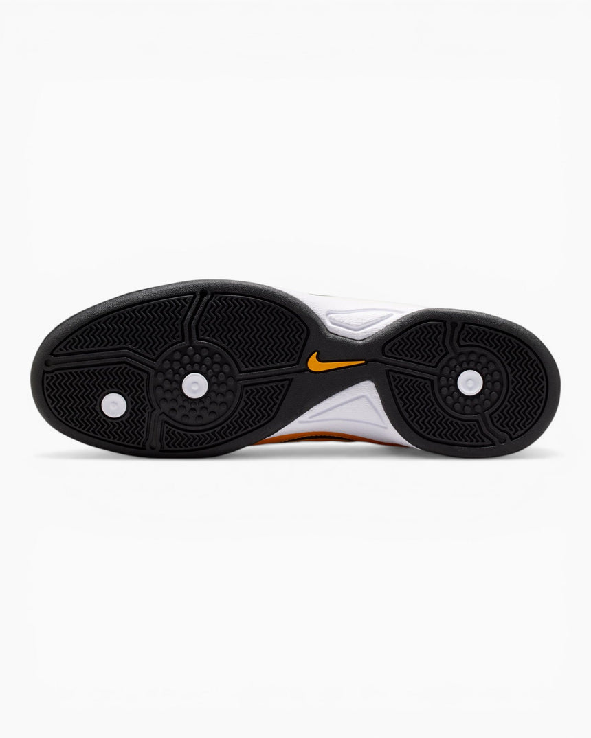 Nike Total 90 Sneaker