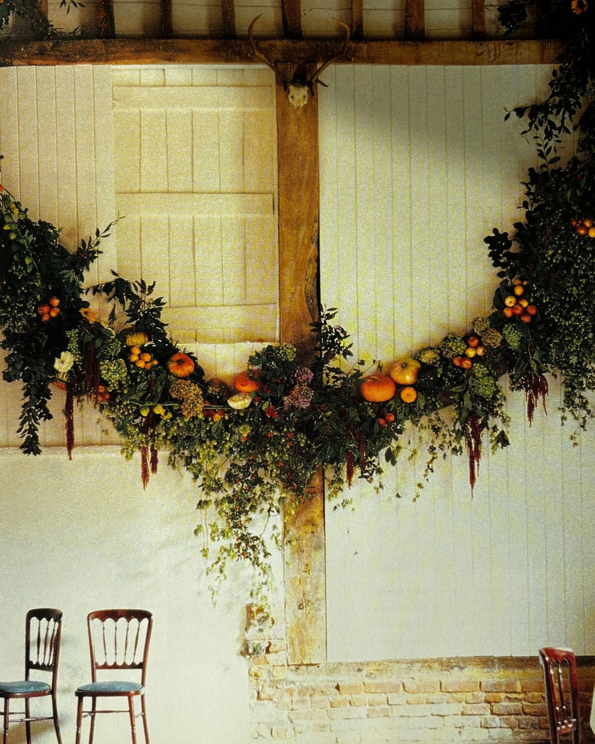 Pestil Books for vitruta Festive Flowers