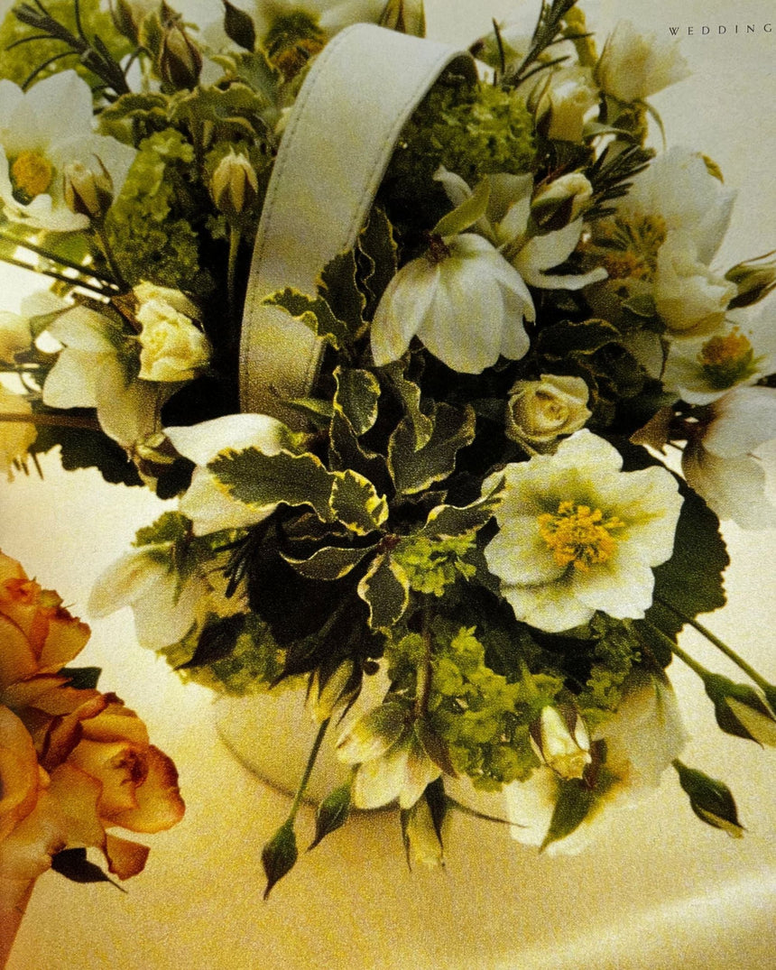 Pestil Books for vitruta Festive Flowers