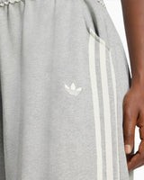 adidas Originals Badigirl Graphic Loose Sweat Pants Kadın Pantolon