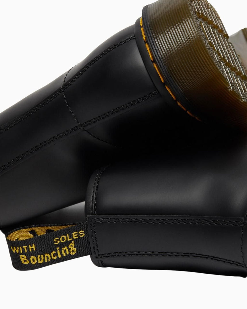 Dr. Martens 1460 Smooth Leather Lace Up Kadın Bot