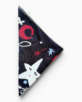 Lar Studio Queen of Hearts 52 x 52 Bandana