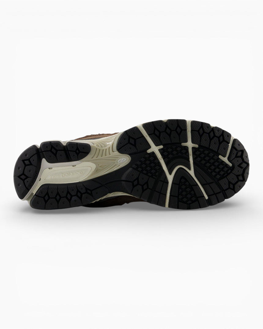 New Balance 2002R Protection Pack Sneaker