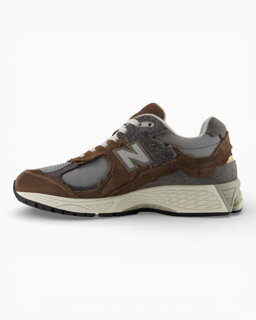 New Balance 2002R Protection Pack Sneaker