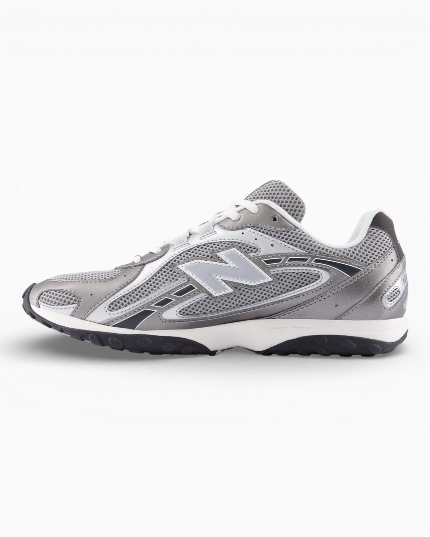 New Balance 204L Kadın Sneaker