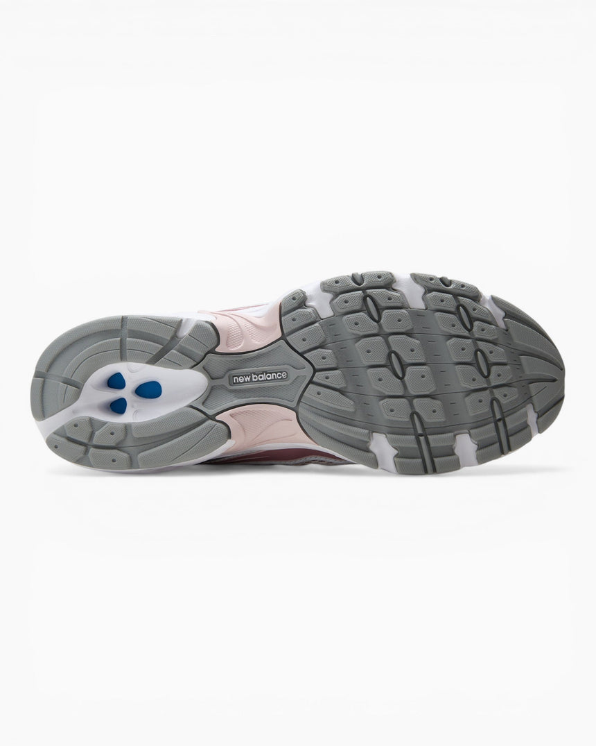 New Balance 740 Kadın Sneaker