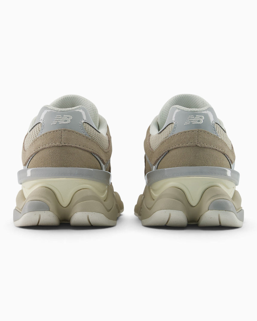 New Balance 9060 Kadın Sneaker