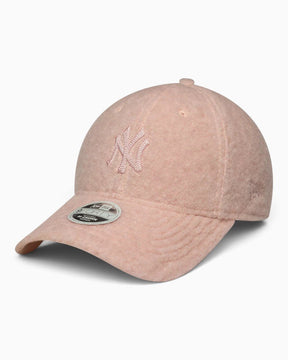 New Era NY Yankees W Winter Borg 9FORTY Şapka Pastel Pink