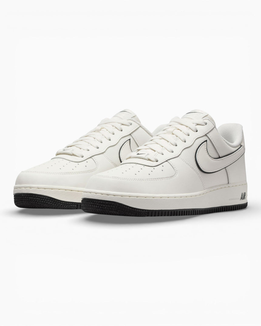 Nike Air Force 1 '07 Erkek Sneaker