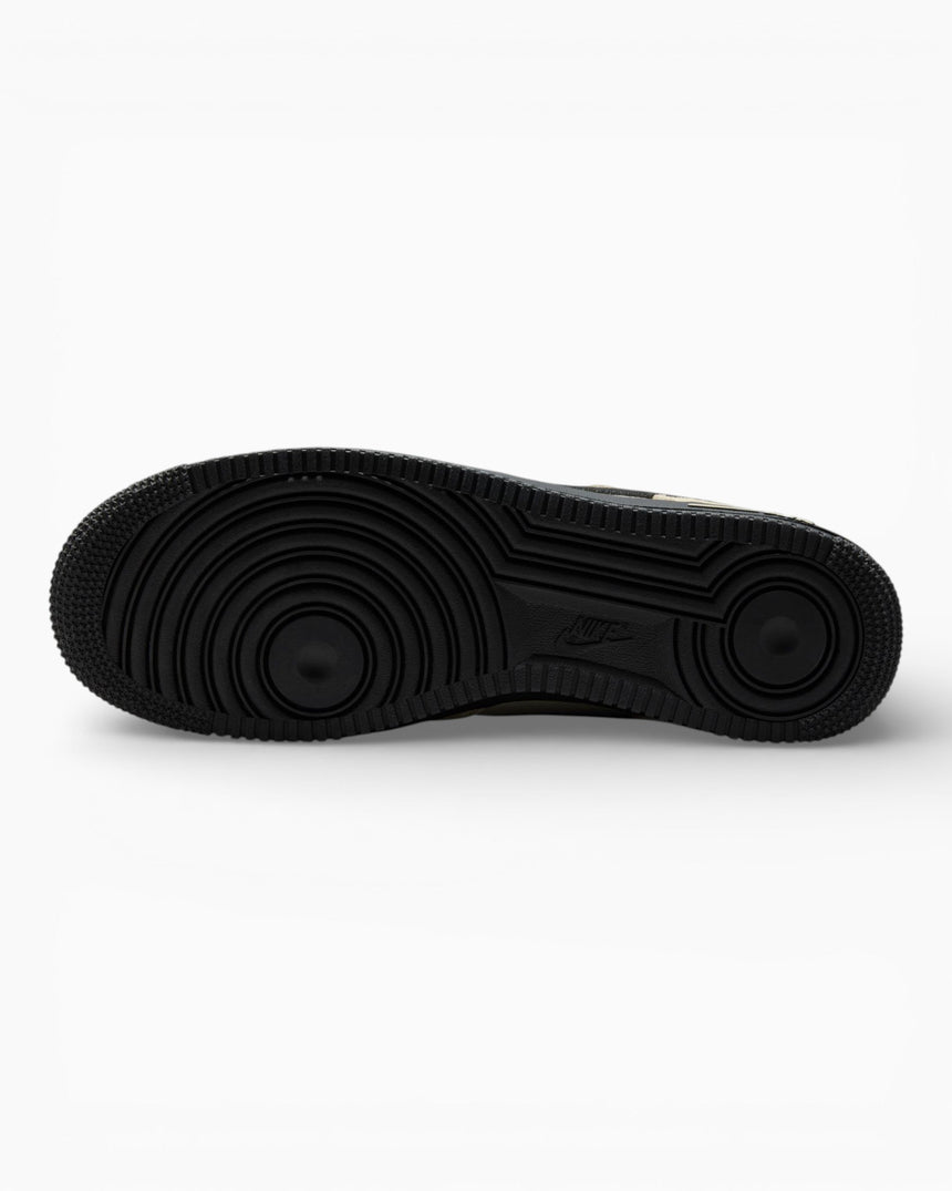 Nike Air Force 1 '07 LV8 Erkek Sneaker