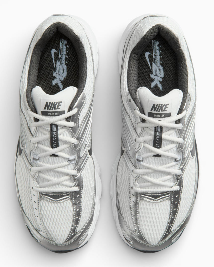 Nike Air Max Moto 2K Erkek Sneaker