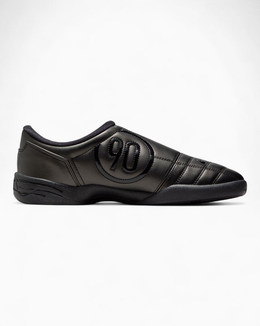 Nike Total 90 III Kadın Sneaker Black/Black-Anthracite-White