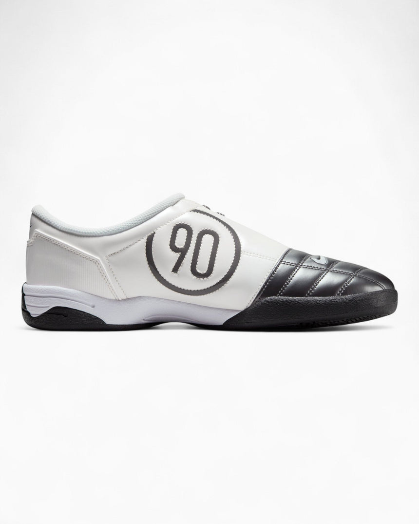 Nike Total 90 III Kadın Sneaker Light Graphite/Metallic Summit White-White-Black