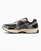 Nike Zoom Vomero 5 Erkek Sneaker