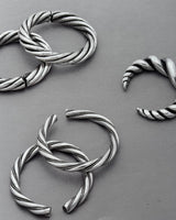Pestil Books for vitruta A World of Bracelets