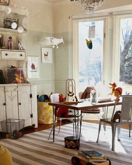 Pestil Books for vitruta Design Mom