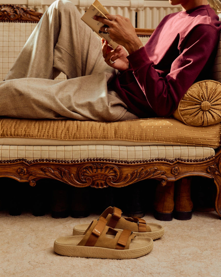 VEJA Arpoador Suede Soft Erkek Sandalet