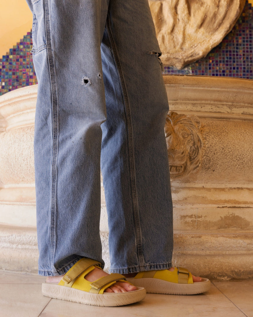 VEJA Arpoador Suede Soft Kadın Sandalet