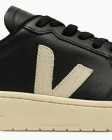 VEJA V-82 II Grained Leather Erkek Sneaker